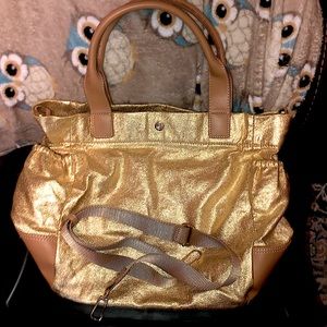 Libby.Edelman Golden Crossbody! 💫⭐️